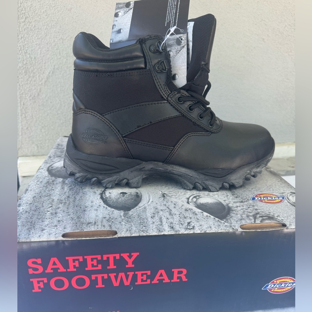 Dickies safety boots size 9